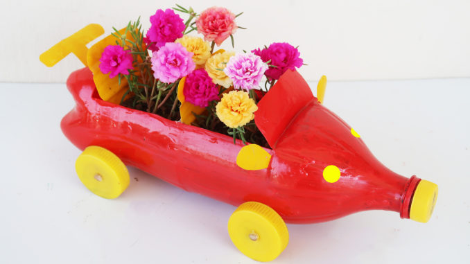 Recycle Plastic Bottles Into Beautiful Car-Shaped Flower Pots, Brilliant Ideas