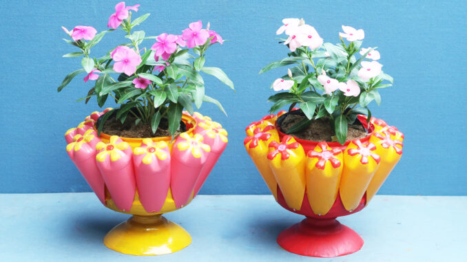 DIY creative plant pots | Reuse plastic bottles as wonderfully beautiful flower pots DIY creative plant pots | Reuse plastic bottles as wonderfully beautiful flower pots